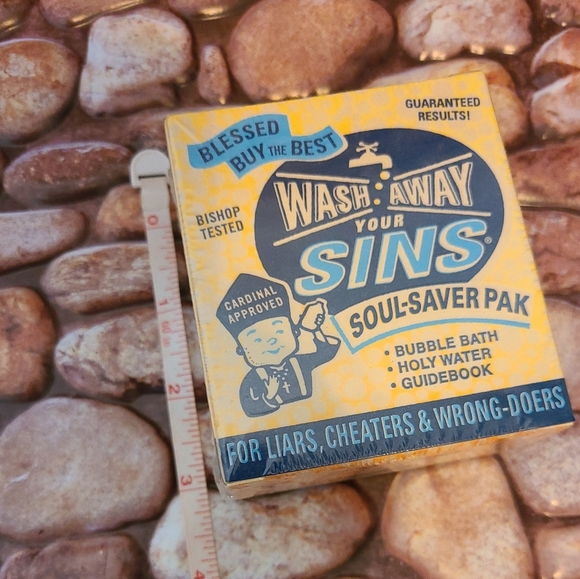 NIB Gag Gift - Wash Away Your Sins Soul-Saver Pak - Picture 2 of 9